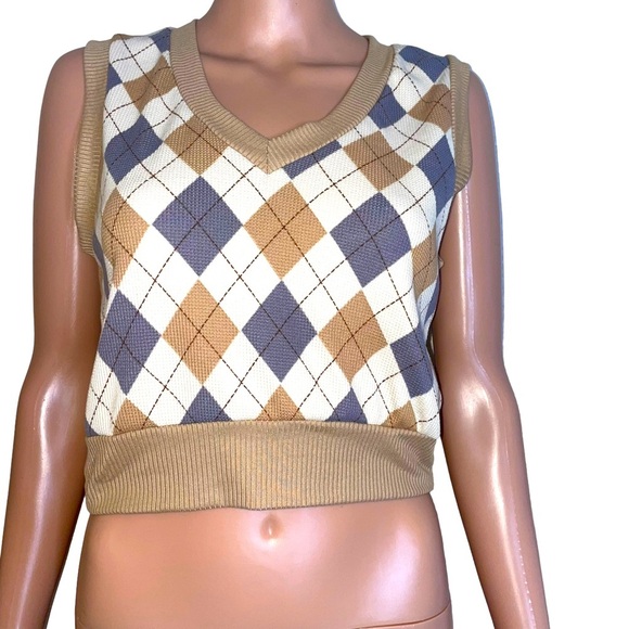 💋Bundle 4 items for $20. Add items💋 to a bundle - Picture 1 of 9